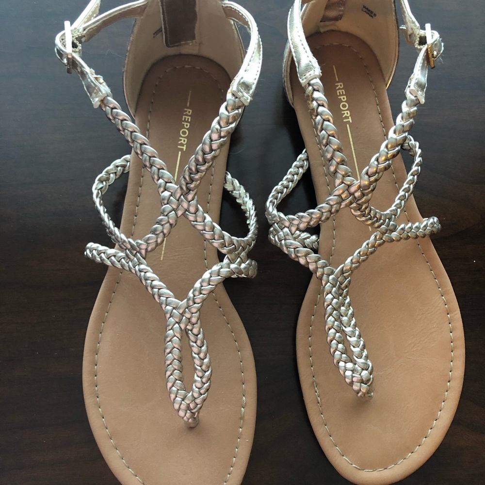 Report Sandals